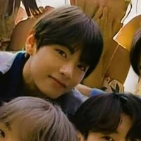 Taehuyng ( V )