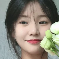 Lâm Tịnh Di_Clara  ( em gái nam9 )