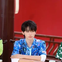 Tống Á Hiên