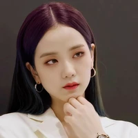 KIM JISOO(ck jennie)
