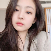 JENNIE