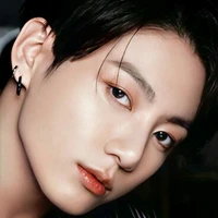 Jeon Jungkook - hắn