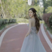 Triệu Lộ Tư_cô