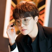 Jung Hoseok ( bạn cùng bàn của JK )