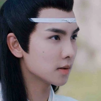 Lam Tư Truy 