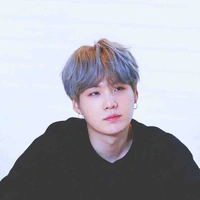 Min Yoongi - hắn