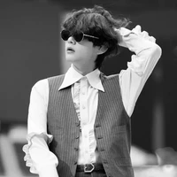 Kim Vuy-bn hắn