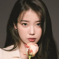 IU(Mẹ Cô)