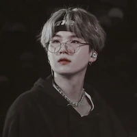 Yoongi(Suga)