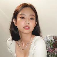 Jennie(chị của Tae)
