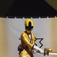 siêu nhân vàng kotoha