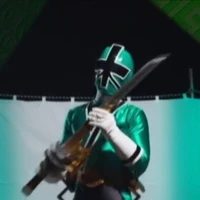 siêu nhân lục tani chiaki