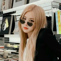 Park Chae Young - Rosé, mẹ cô