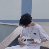 Kendy-Vương Khôi Vĩ