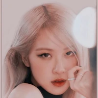 Thái Anh (chị c. anh)