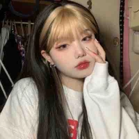 Nam Ánh Huyền-Jils