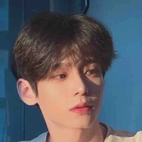 Sư Tử-Sư_mạnh_mõe 