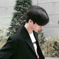 Nam Cung Ma Kết