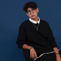 Dias ( anh họ Alina )