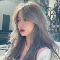 Ngọc Mai(Chj gái nuôi của tuấn)