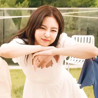 JENNIE