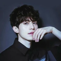 🍀LEE DONG WOOK🍀(ba c.anh, 2chị ,cô)