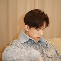 Dịch Dương Thiên Tỉ