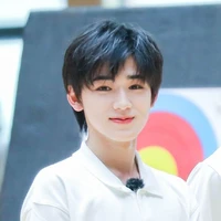 Tống Á Hiên