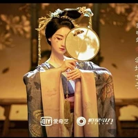 Xích Địa Nữ Tử