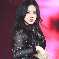 Jung Jisoo( tam phu nhân)