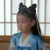 tiểu long nữ- lúc nhỏ