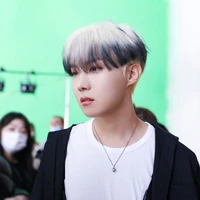 Jung Hoseok ( jhope )