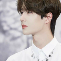 Vương Nhất Bác