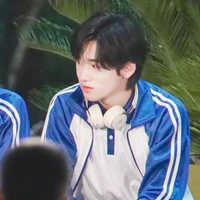 Tống Á Hiên