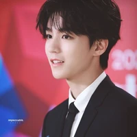Vương Tuấn Khải