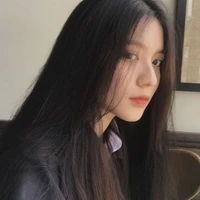 Hoàng Băng Vy_king^