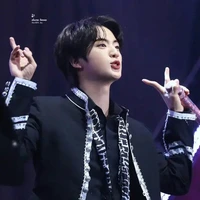 jinie (cô)