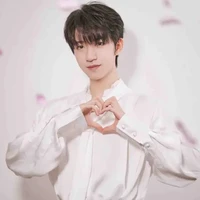 Hạ Tuấn Lâm (🐰)