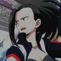 momo yaoyorozu