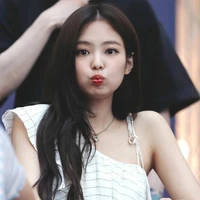 Min Jennie_mama Yoongi