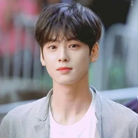 Cha Eun Woo_lớp trưởng