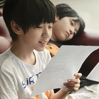 Hạ Thiên Hạo 6 tuổi y