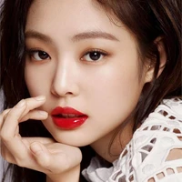 Kim Jennie (em)