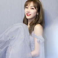 Tuyên Lộ ( Chị họ TC - TT )