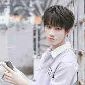 Ngao Tử Dật(A họ cậu)
