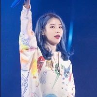 Jeen Ji- eun ( IU)