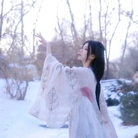 Nhật Linh