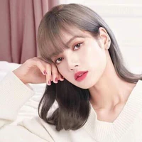 Lalisa Manoban (Cô)