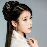 🌸Lee Ji-Eun ( IU )🌸