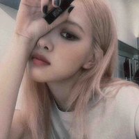 Park Chaengyoung ( Rosé )